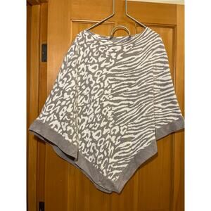 Barefoot Dreams Shawl